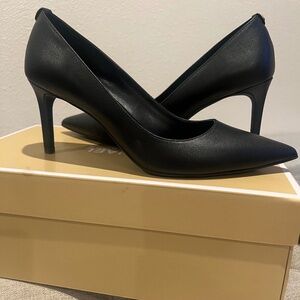 Michael Kors Alina Flex Pump